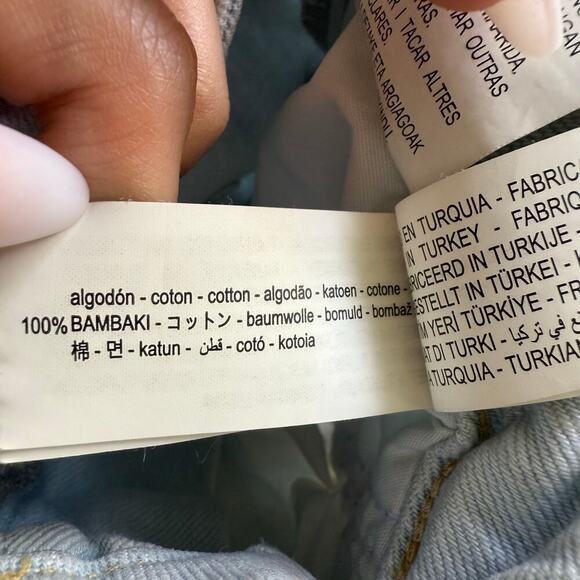 Zara Light Wash Wide Leg Jeans Size 8 Raw Hem 100% Cotton High Rise 30x30 - Picture 6 of 10